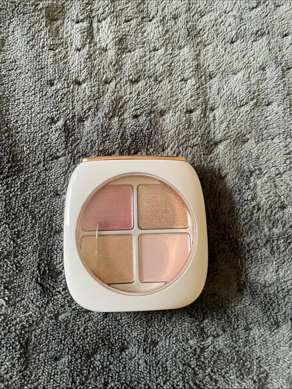 Flower by Drew Barrymore- In BloomQuad Eyeshadow Palette -